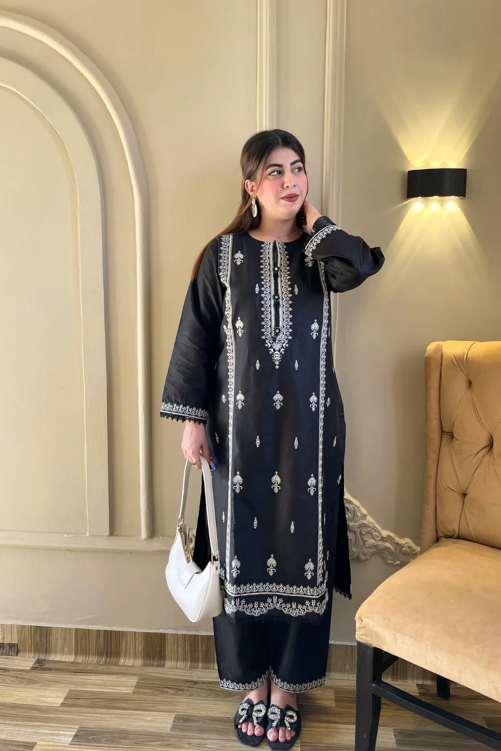 ANEESA 2-PIECE - Image 3