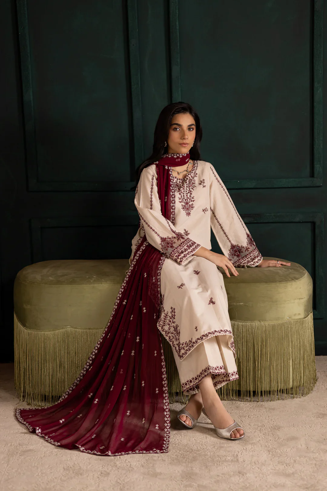 INARA  3-PIECE EMBROIDERED - Image 5