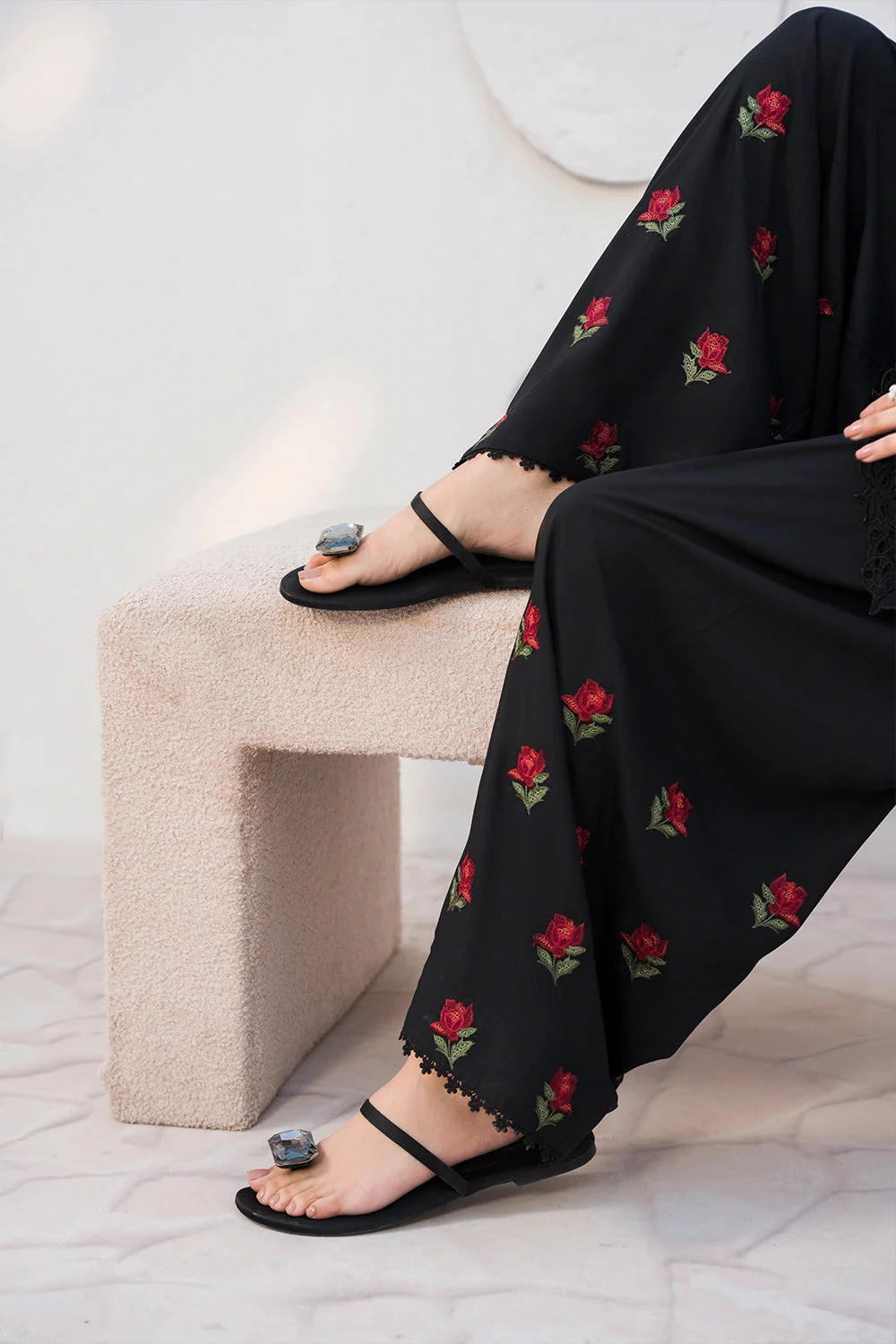 OASIS 2-PIECE - Image 4