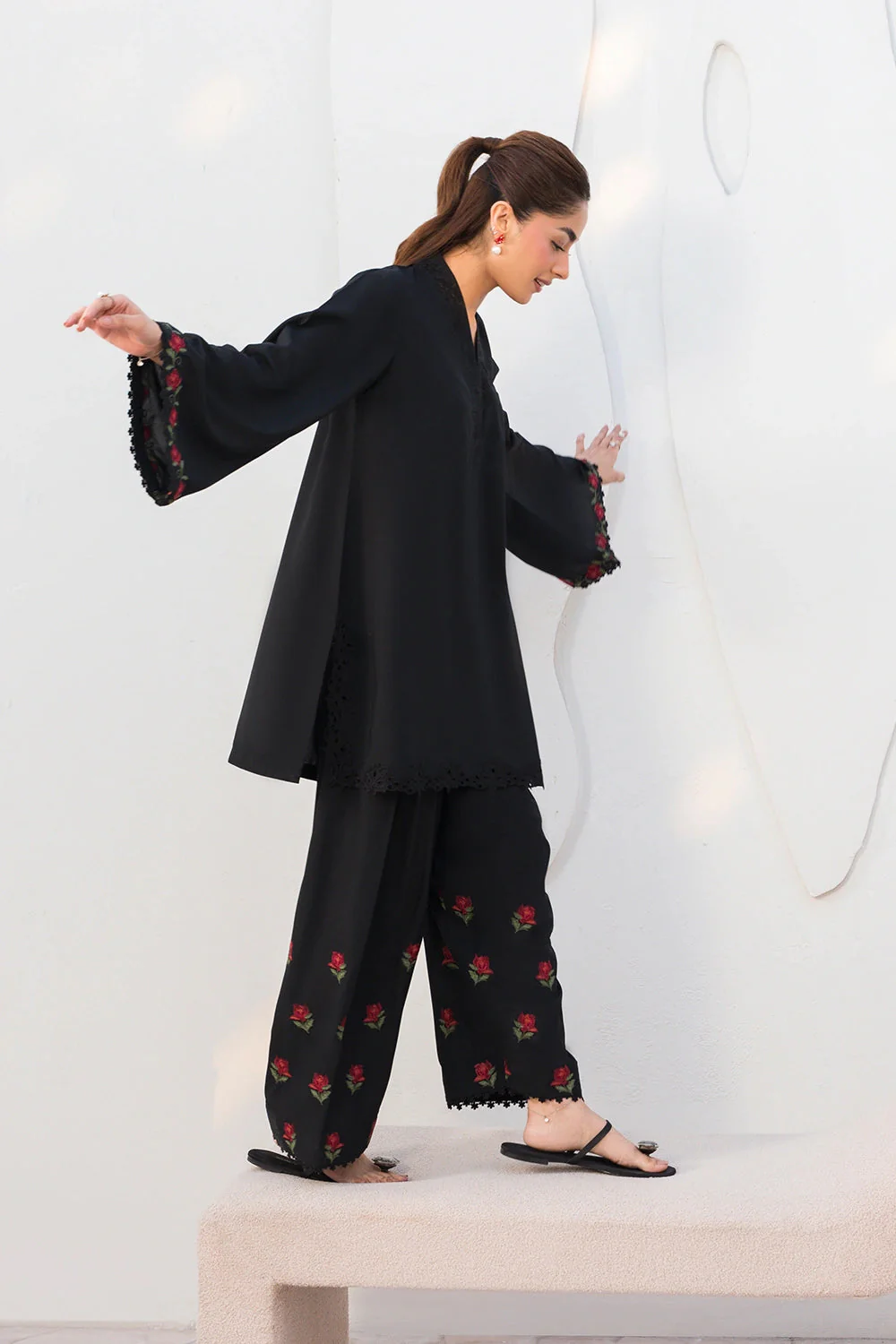 OASIS 2-PIECE - Image 5