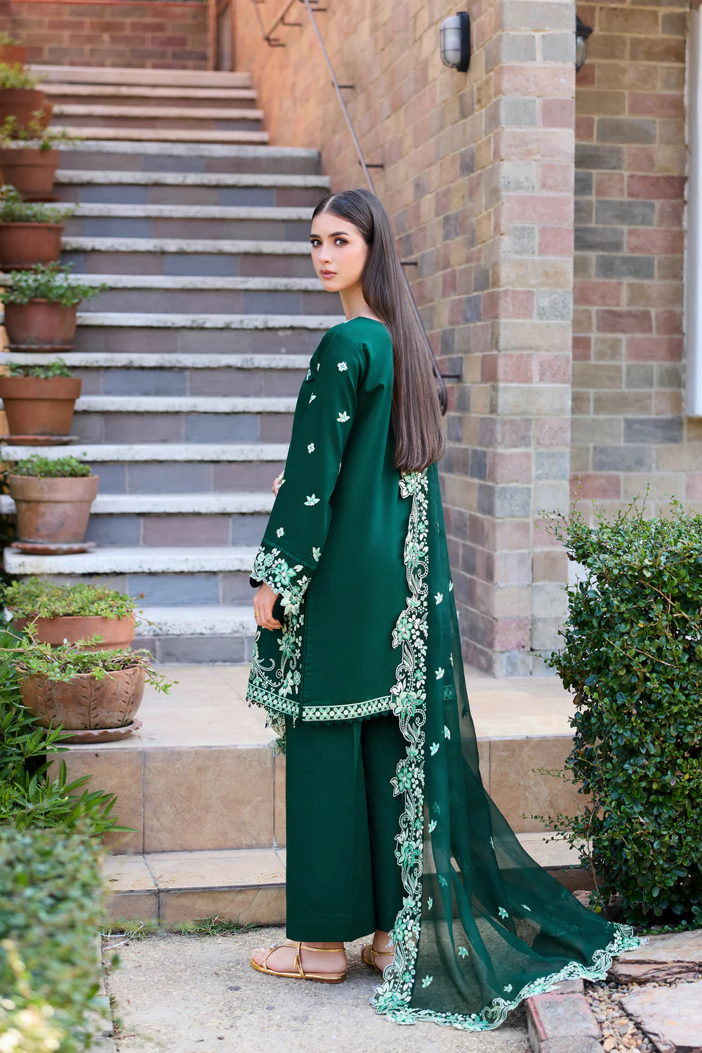 SAZIL 3-PIECE - Image 6